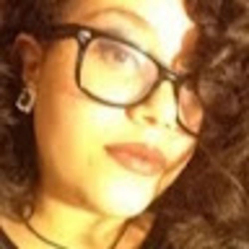 Meet your Posher, Daniela